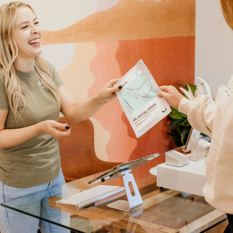 Bushbalm- Hydrogel Vajacial Triangle Mask