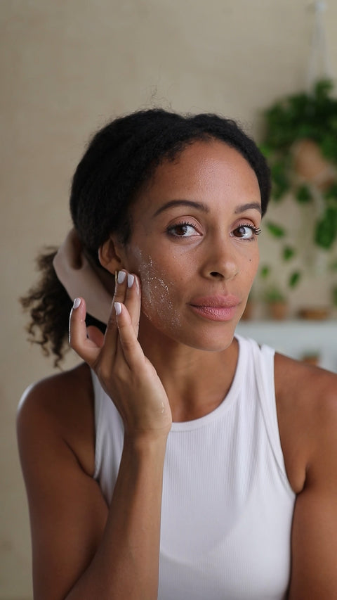 Strawberry Rhubarb Dermafoliant